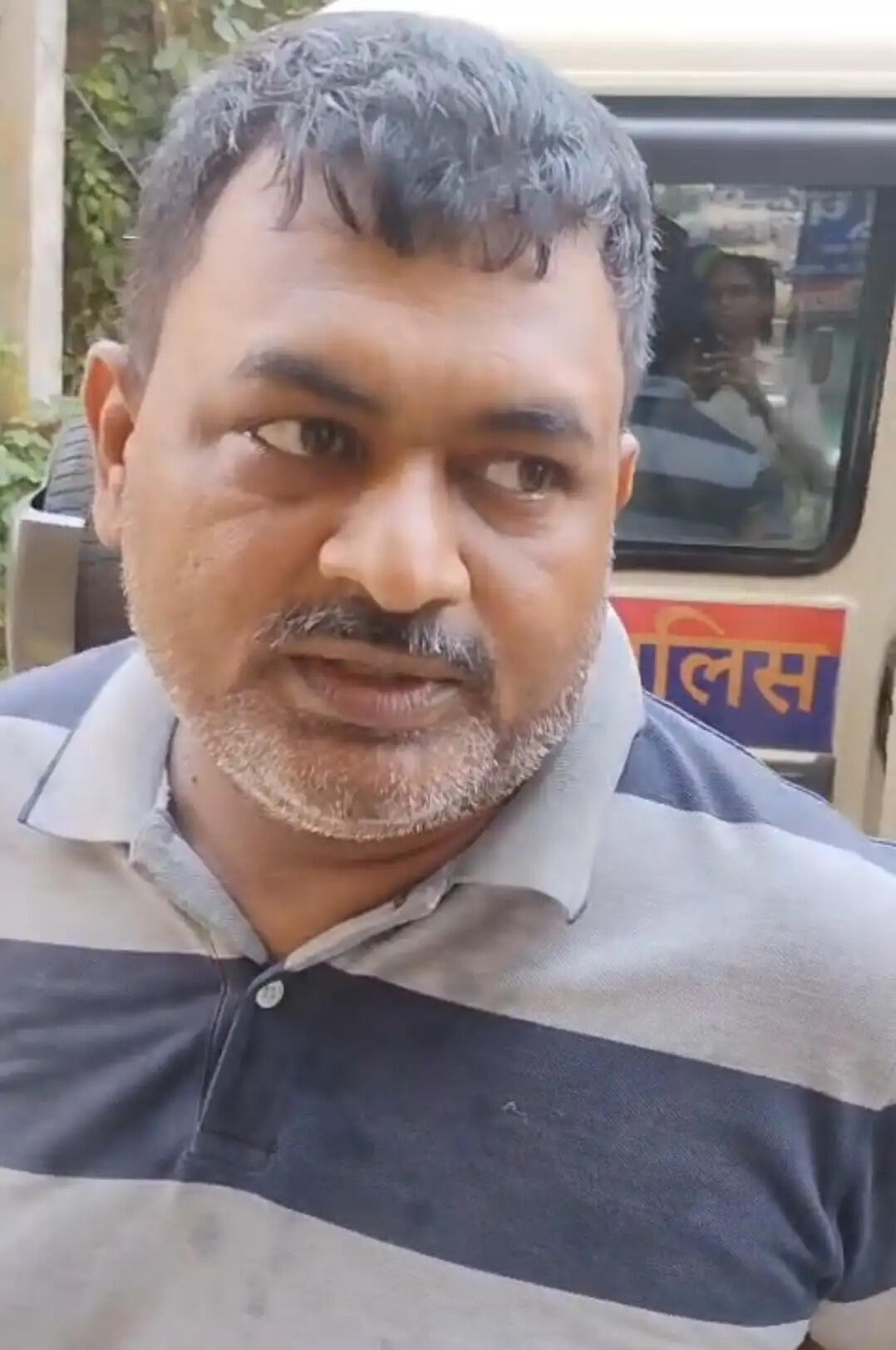 भागलपुर पुलिस की डायल-112 टीम ने दिखाई मानवता, सड़क हादसे में अचेत हुए व्यक्ति को सुरक्षित घर पहुँचाया