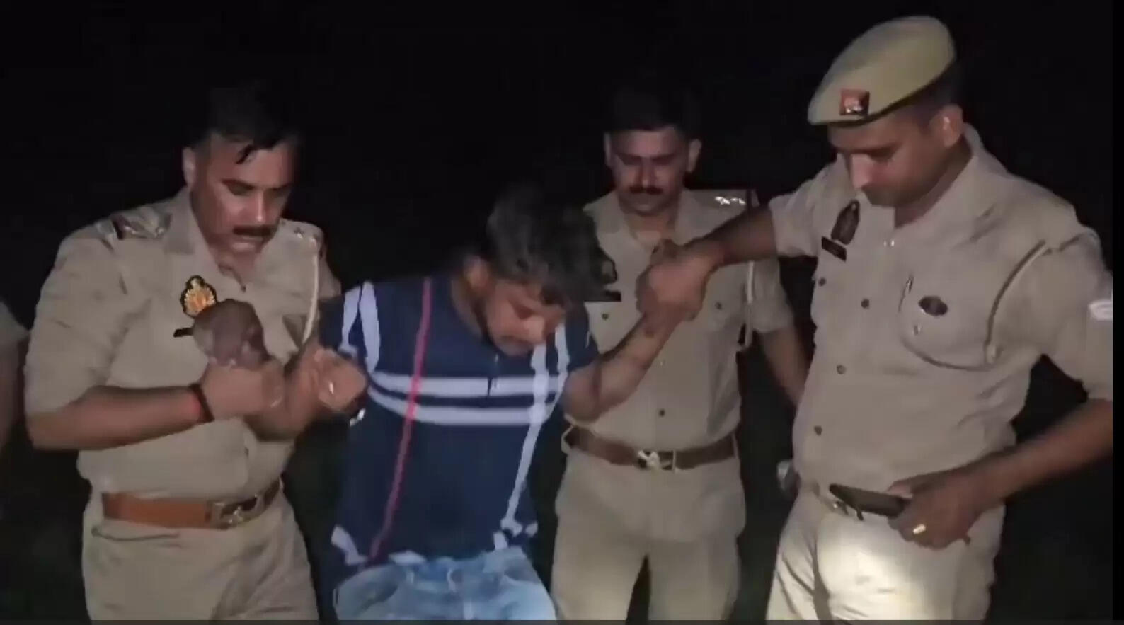 मुठभेड़ में दो शातिर चाेर गिरफ्तार, गोली लगने से हुए घायल