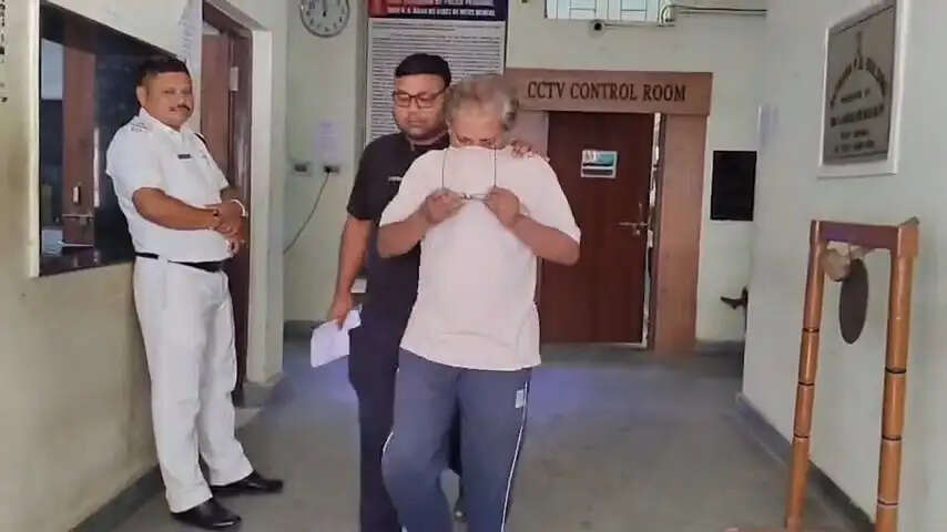 कॉल सेंटर की आड़ में अंतरराष्ट्रीय ठगी का जाल
