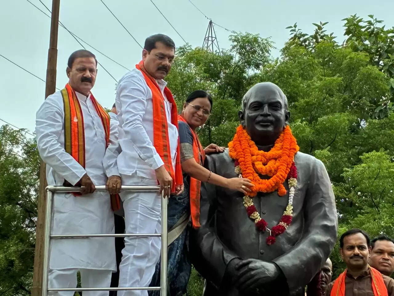 कोरबा : बलिदान दिवस पर भाजपा ने डॉ. श्यामा प्रसाद मुखर्जी को दी श्रद्धांजलि