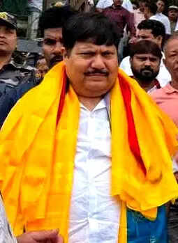 15 वर्ष से अधिक पुराने वाहनों से अब नहीं होगा विद्यार्थियों का परिवहन, विद्यालयों को परिवहन मंत्री का सख्त निर्देश