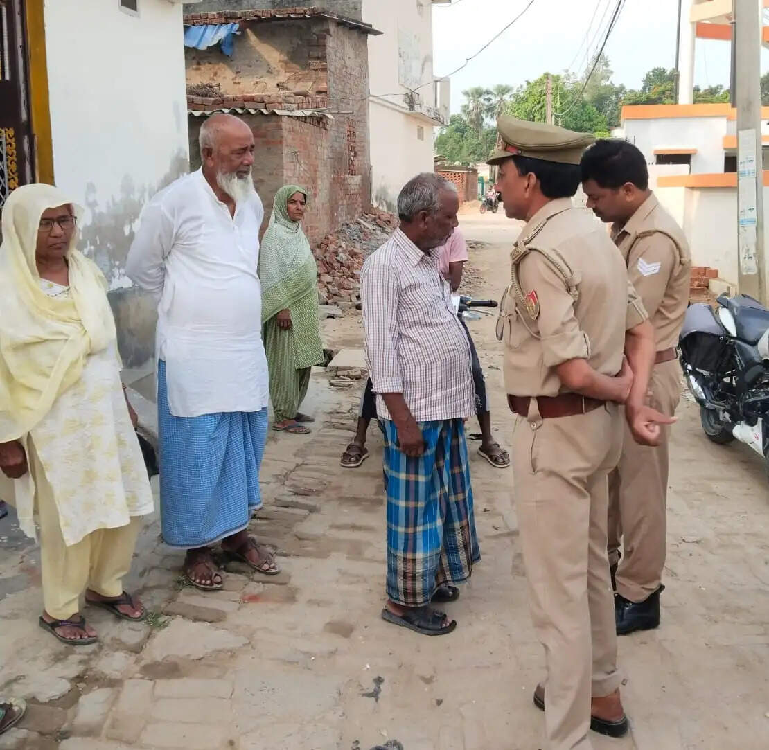 वरिष्ठ नागरिकों की सुरक्षा के लिए पुलिस का विशेष संवाद अभियान