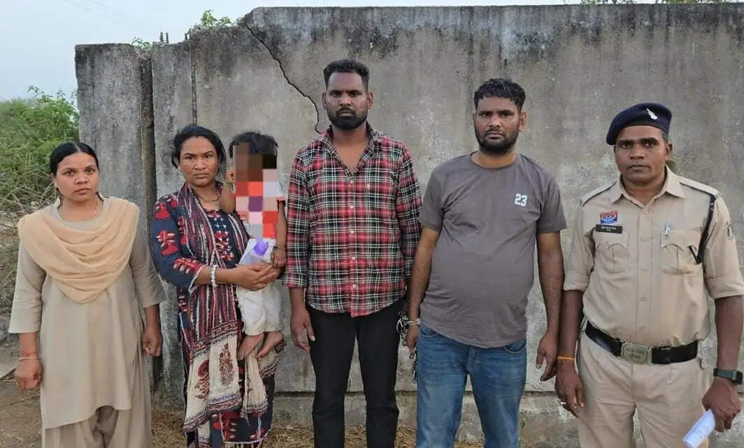 बालोद के तीन तस्कर गिरफ्तार,11 लाख रुपये का हेरोइन जब्त