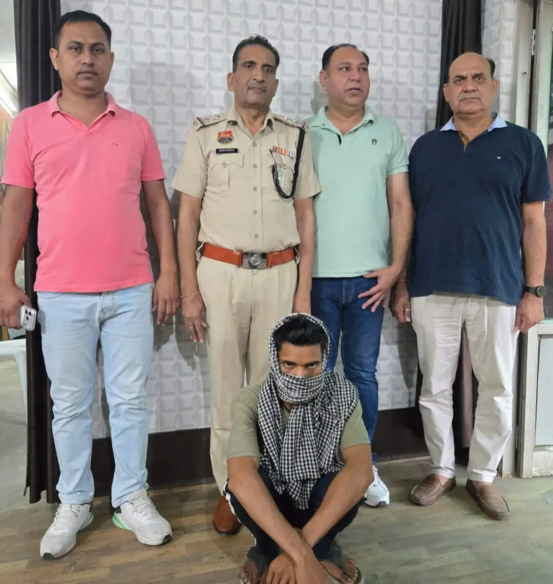 यमुनानगर:पांच किलो गांजा के साथ युवक गिरफ्तार, तस्करी नेटवर्क की कड़ियां खंगाल रही पुलिस