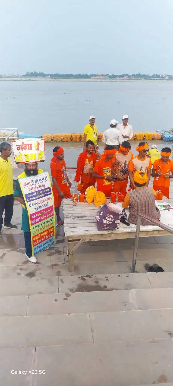 योगी सरकार ने महिला कावड़ियों को विशेष प्रबंध, जलाभिषेक करने उमड़ पड़ी नारी शक्ति