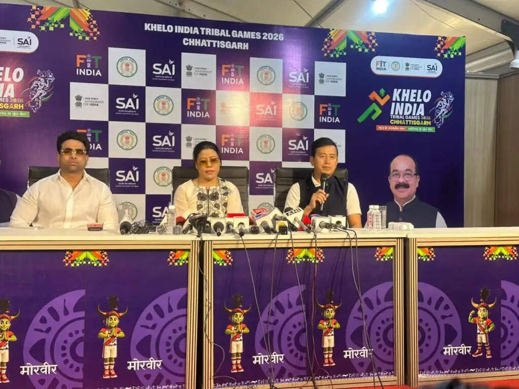 एक ही कोच के भरोसे रहना, कोच को ट्रेनिंग नहीं देना और कई सालों तक एक ही पद पर जमे रहना बड़ी समस्या: बाईचुंग भूटिया