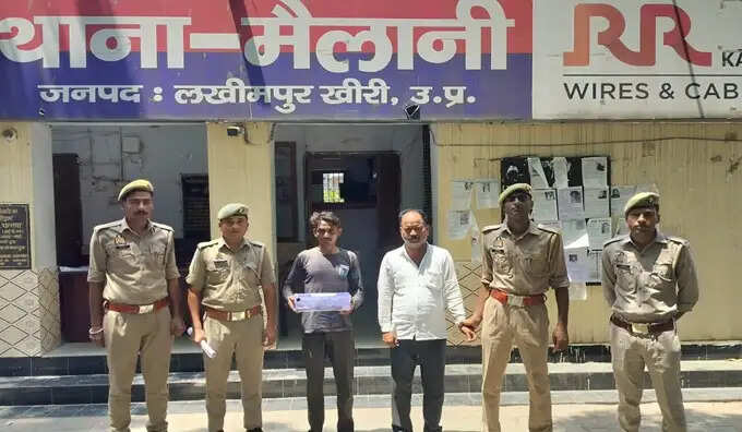 ट्राली चोरी में अवैध असलहे के साथ 2 चोर गिरफ्तार
