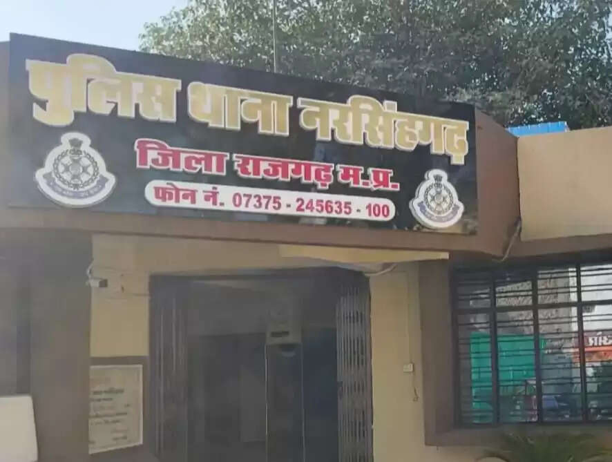 राजगढ़ः दुकान से चांदी के गहने व घर के सामने से ट्रेक्टर चोरी, तलाश जारी