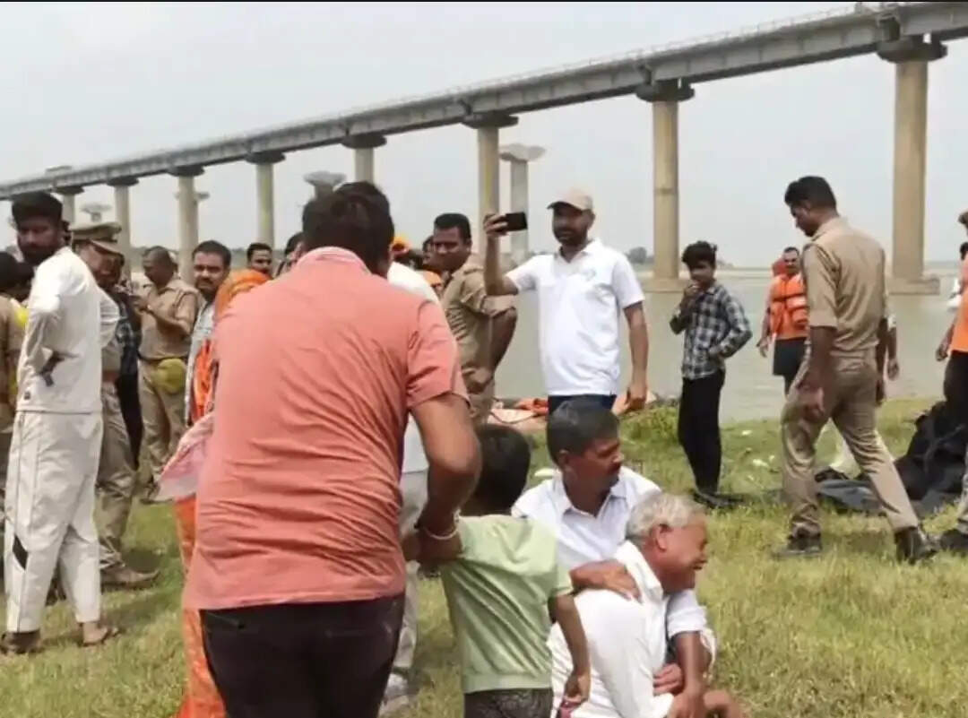 औरैया : यमुना में कूदे डॉक्टर सौरभ वाजपेयी का शव 15 घंटे बाद मिला, अस्पताल संचालक गिरफ्तार