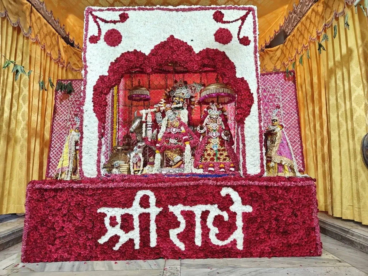 छोटी काशी में राधाष्टमी पर बही भक्ति की रसधार: मंदिरों में गूंजे राधारानी के जयकारे
