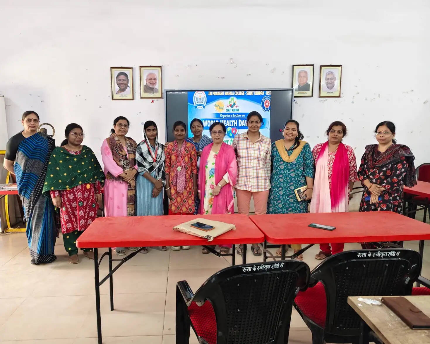 जयप्रकाश महिला कॉलेज के भाषण प्रतियोगिता में प्रथम सोनम कुमारी