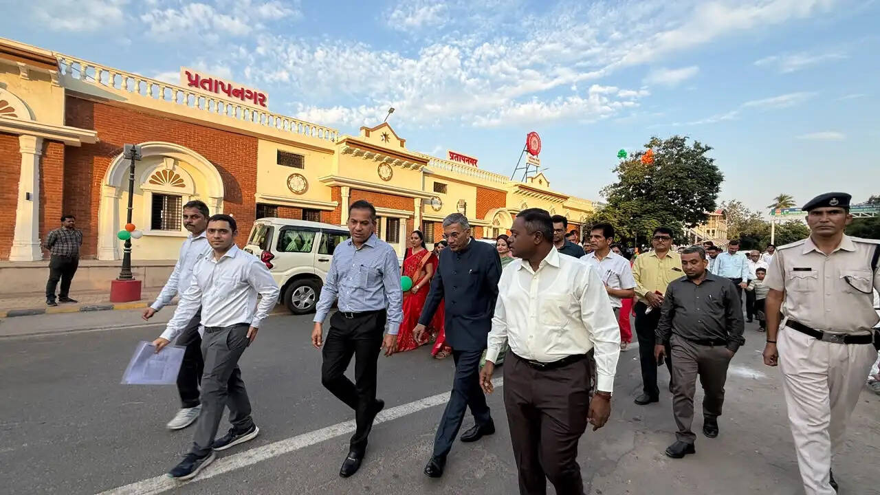 प्रतापनगर रेलवे स्टेशन की 146वीं वर्षगांठ पर स्टेशन महोत्सव आयोजित