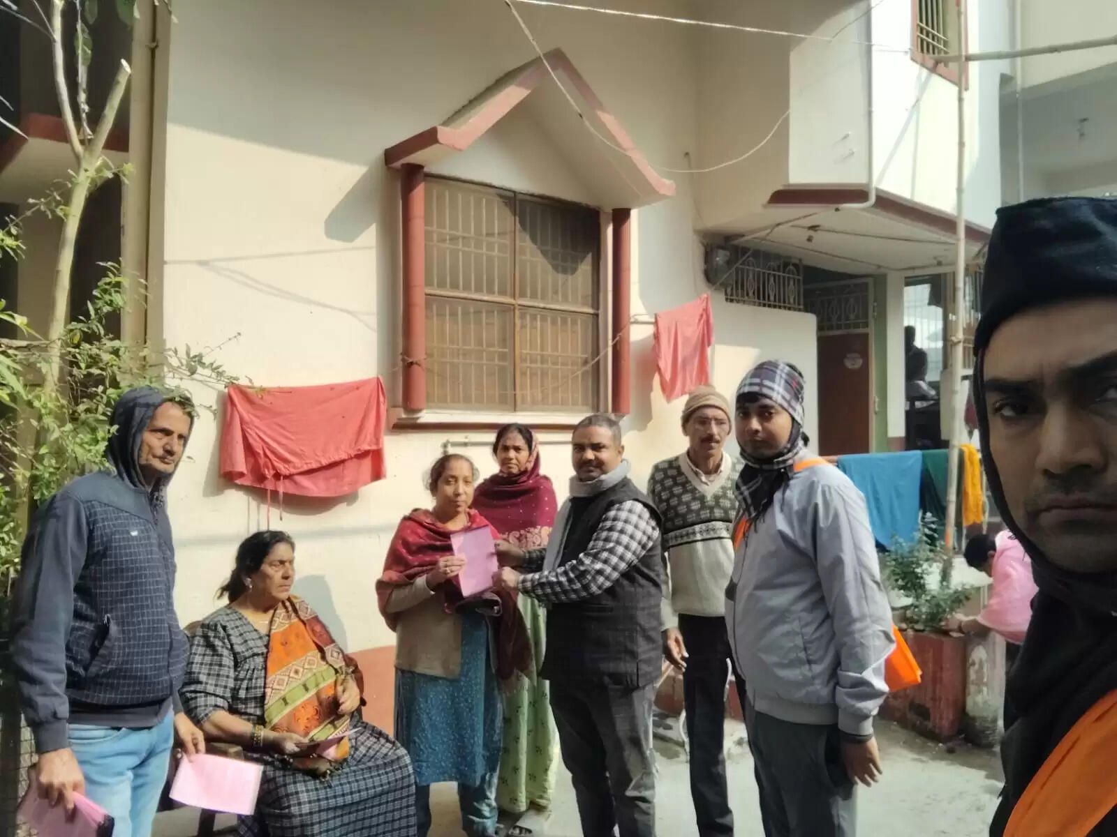 छपरा में आरएसएस का गृह संपर्क अभियान स्वयंसेवकों ने दी शताब्दी वर्ष की जानकारी