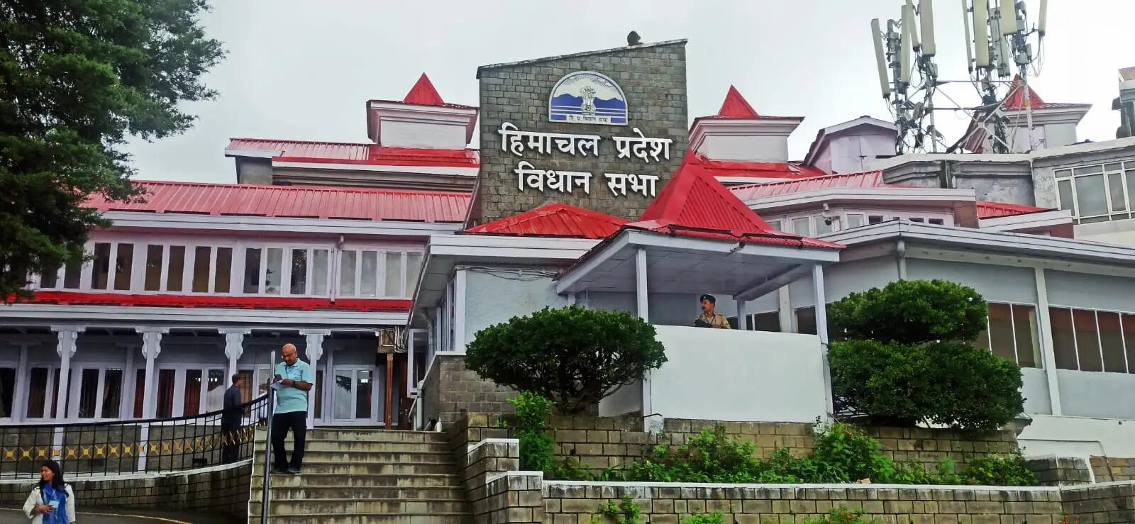 हिमाचल विधानसभा में वंदे मातरम पर गतिरोध बरकरार, तीसरे दिन भी हंगामा, विपक्ष का वाकआउट
