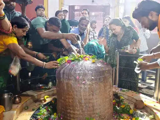 सावन के दूसरे सोमवार पर शिवमय हुआ मध्य&nbsp;प्रदेश, बारिश के बीच उमड़ा आस्था का सैलाब