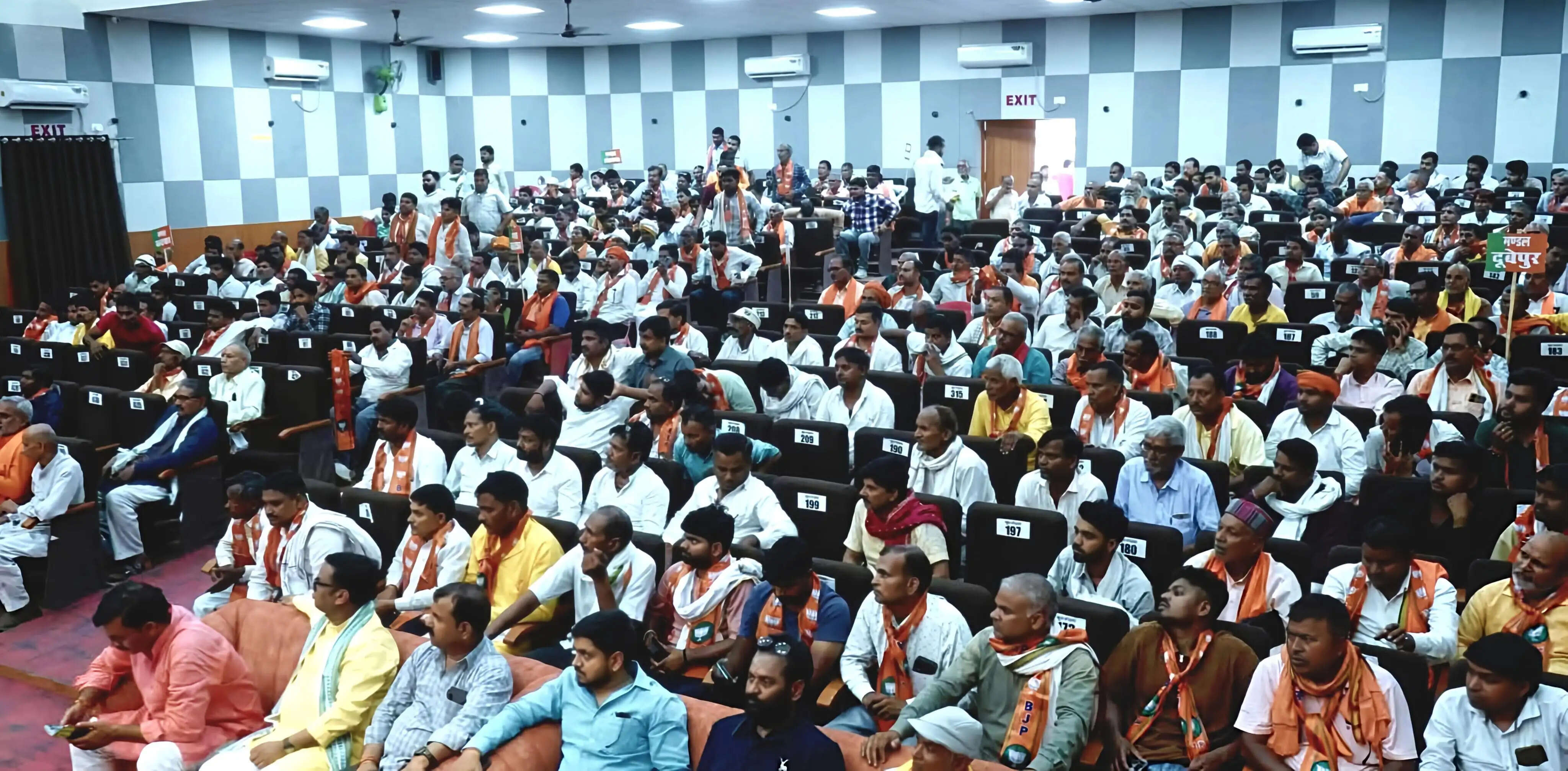 मजबूत बूथ ही दिलाएगा मिशन 2027 में प्रचंड जीत : विनोद सिंह