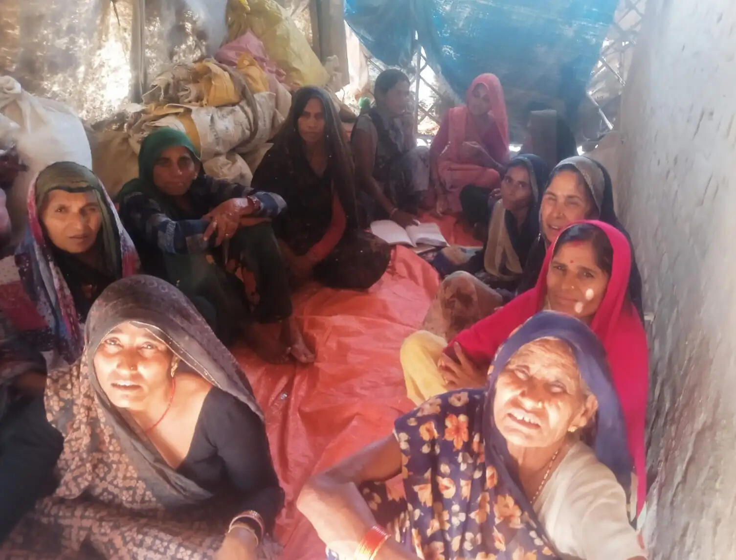 शक्ति प्रेरणा ग्राम संगठन ने महिलाओं काे आत्मनिर्भर बनाने के लिए किया चिंतन मंथन