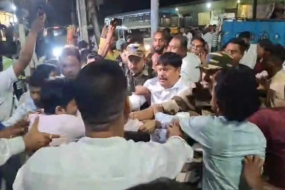 दूसरे चरण के मतदान से पहले भाटपाड़ा में हिंसा, गोलीबारी में सीआईएसएफ जवान घायल