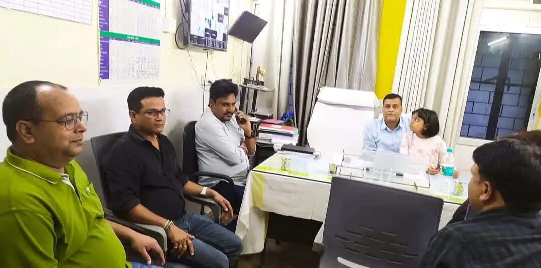 भरगामा सीएचसी बीएचएम ने पेश की मिसाल,पत्नी का कराया अनुमंडलीय अस्पताल में सिजेरियन