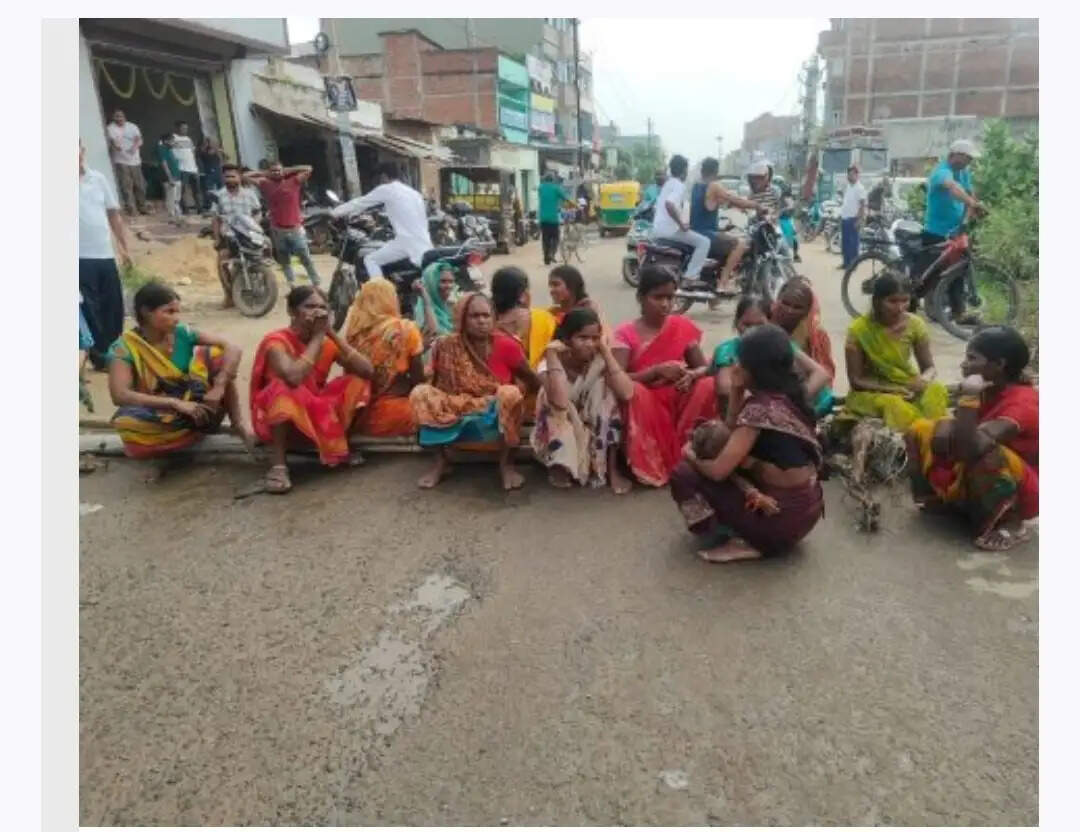 क्लिनिक में प्रसूता की मौत के बाद हंगामा, विरोध में सड़क जाम