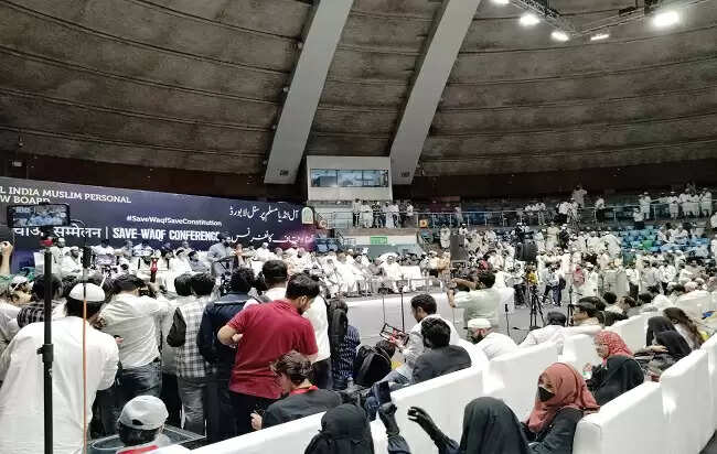 ऑल इंडिया मुस्लिम पर्सनल लॉ बोर्ड ने वक्फ कानून निरस्त होने तक आंदोलन का ऐलान किया