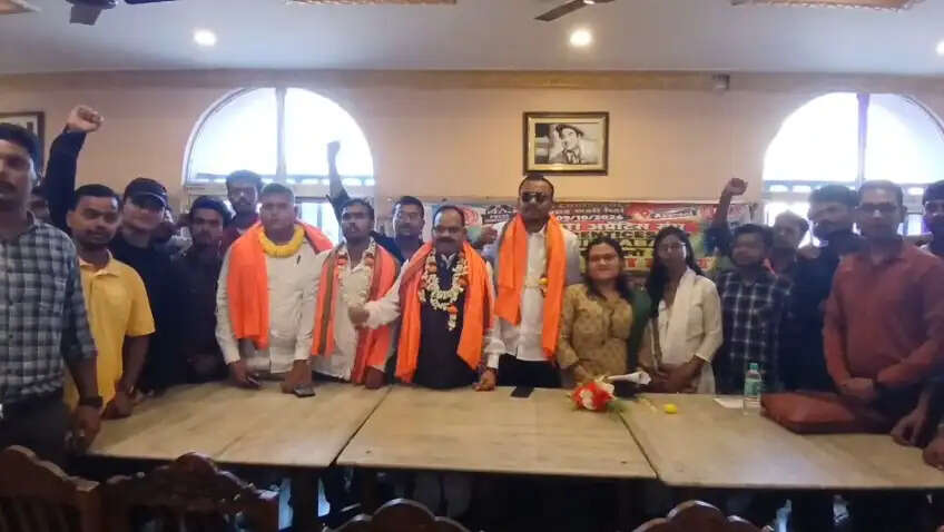 ईसीएल अप्रेंटिसों को रोजगार देने की मांग, सोमवार से अनिश्चितकालीन धरने की चेतावनी