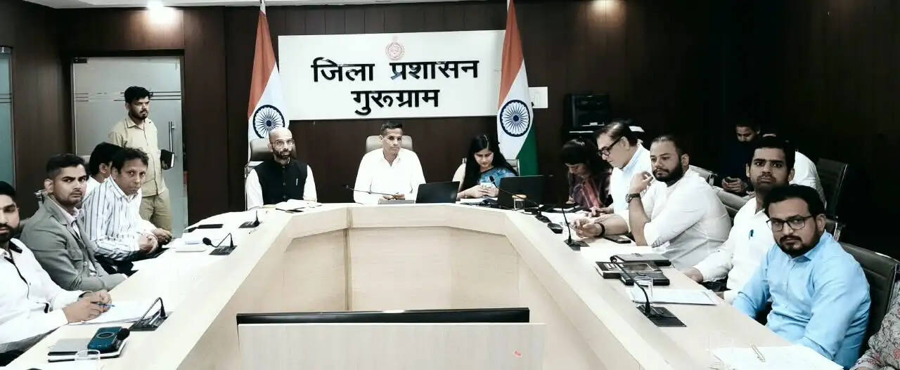 गुरुग्राम: शिकायतों के समाधान में देरी पर तय होगी अधिकारियों की जवाबदेही: उत्तम सिंह