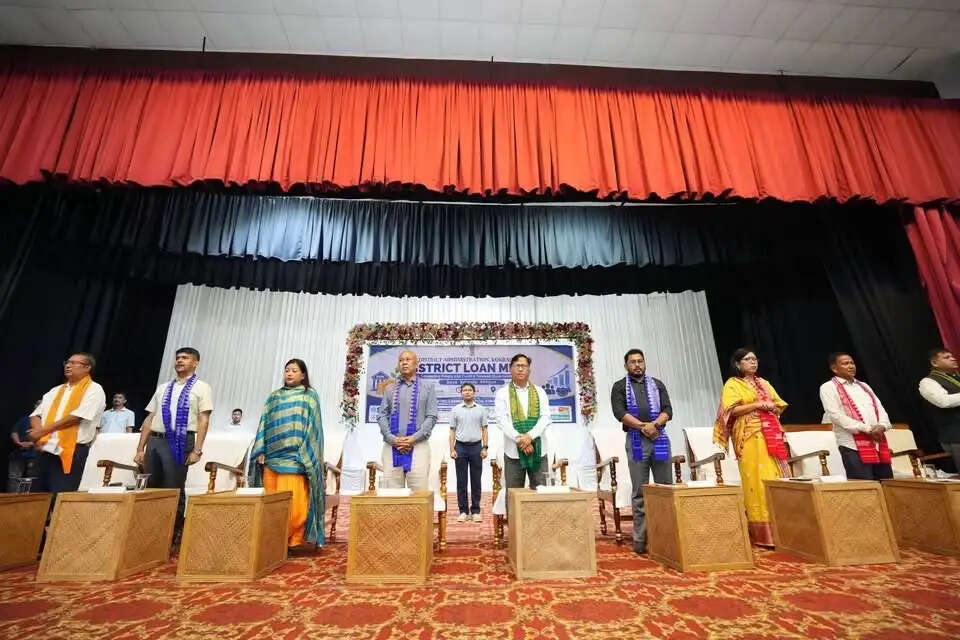 कोकराझार में सेवा संकल्प अभियान के तहत जिला स्तरीय ऋण मेला आयोजित