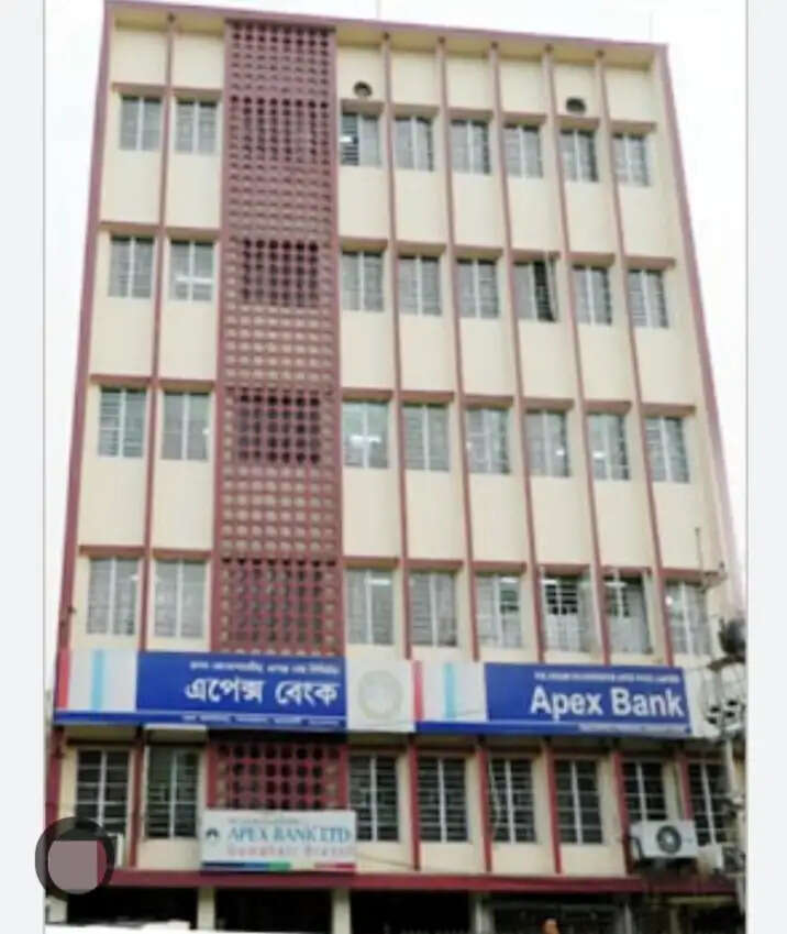 बाढ़ प्रभावितों को ईएमआई भुगतान में बड़ी राहत, अगले छह माह तक केवल ब्याज देना होगा