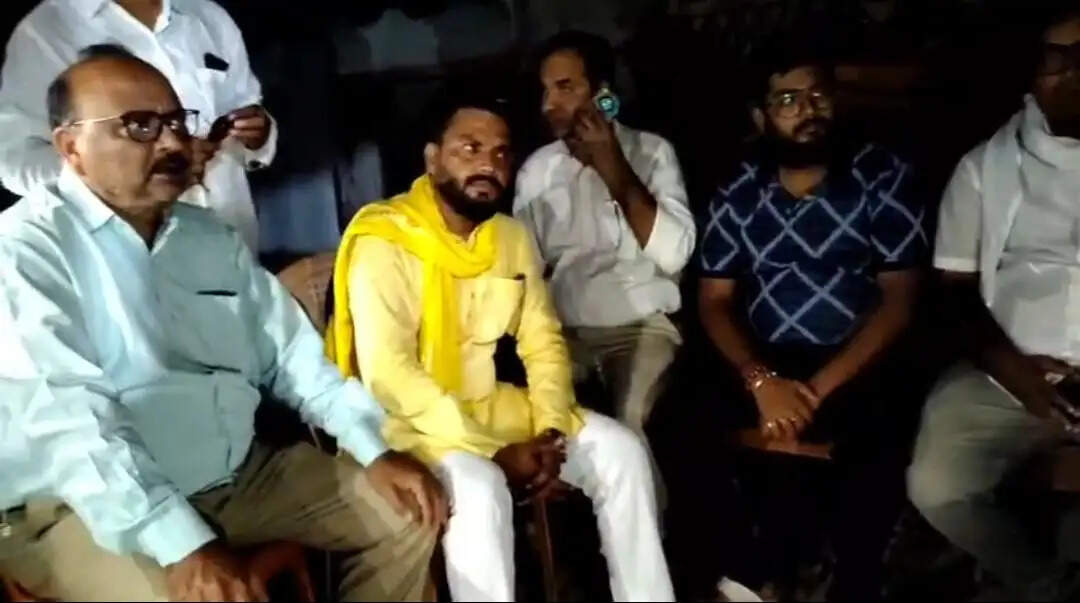 नाज़िया की संदिग्ध मौत पर परिजन ने जताई हत्या की आशंका, निष्पक्ष जांच की उठाई मांग