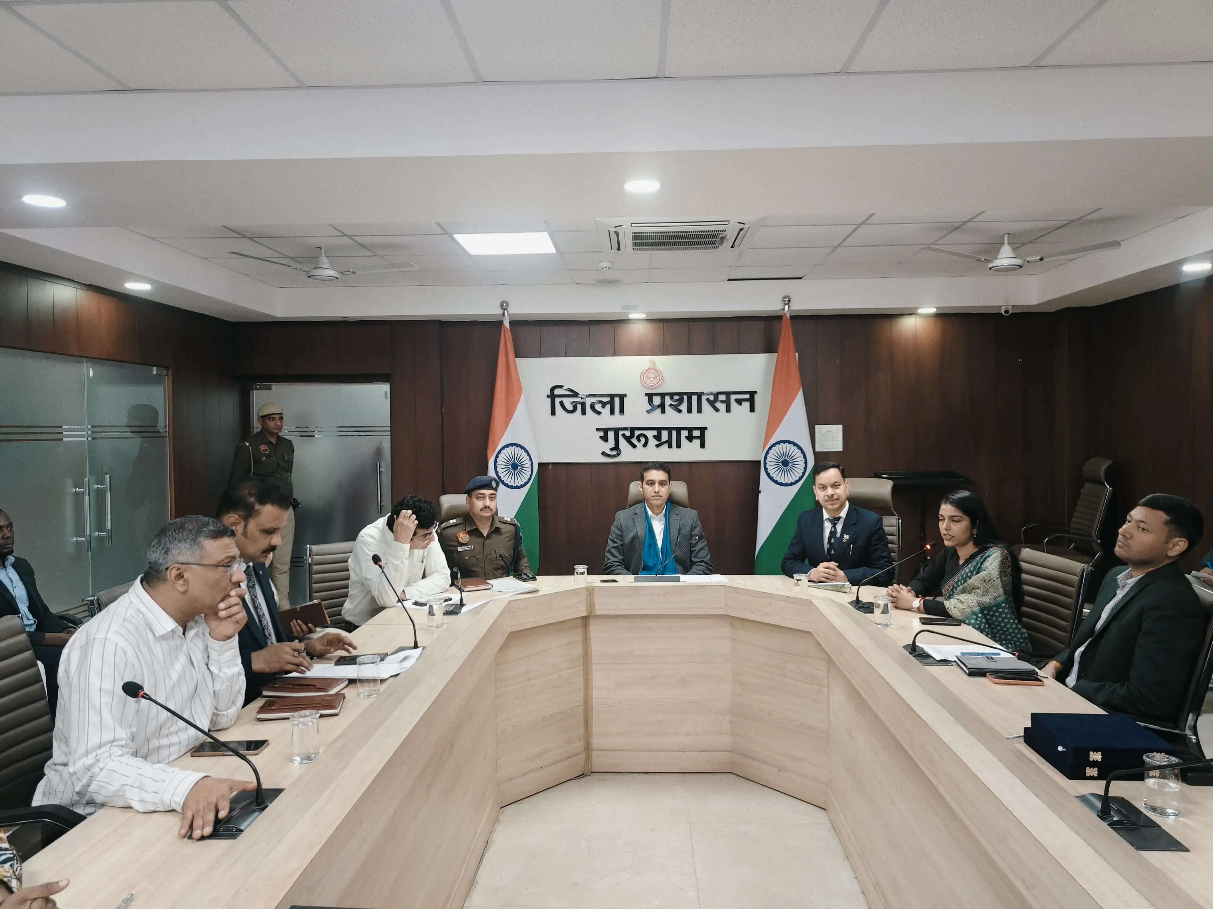 गुरुग्राम: विदेशी सिविल सेवकों ने प्रशासन की सुशासन प्रणाली का लिया अनुभव