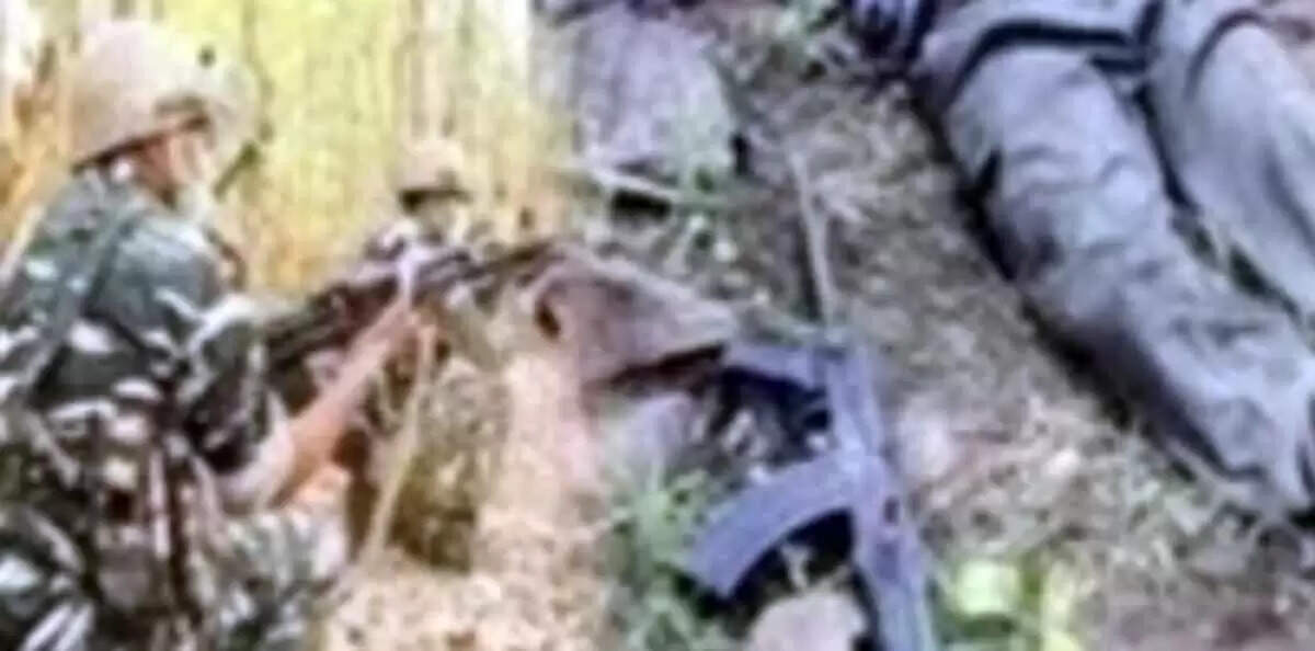 छत्तीसगढ़ के अबूझमाड़ में सुरक्षाबलों के साथ मुठभेड़ में छह नक्सली ढेर
