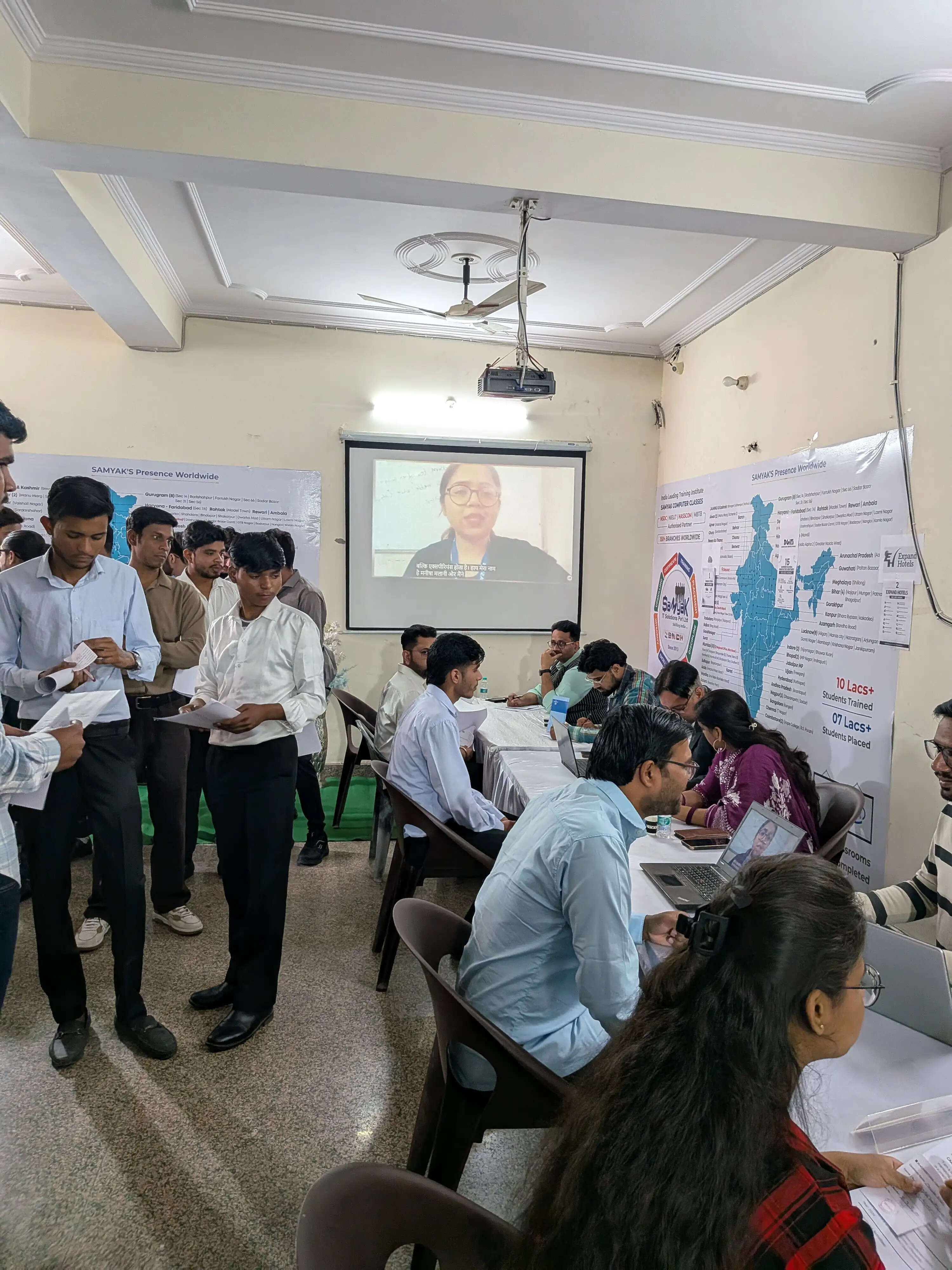 जयपुर में मेगा प्लेसमेंट ड्राइव, 85 से अधिक विद्यार्थियों को मिला रोजगार