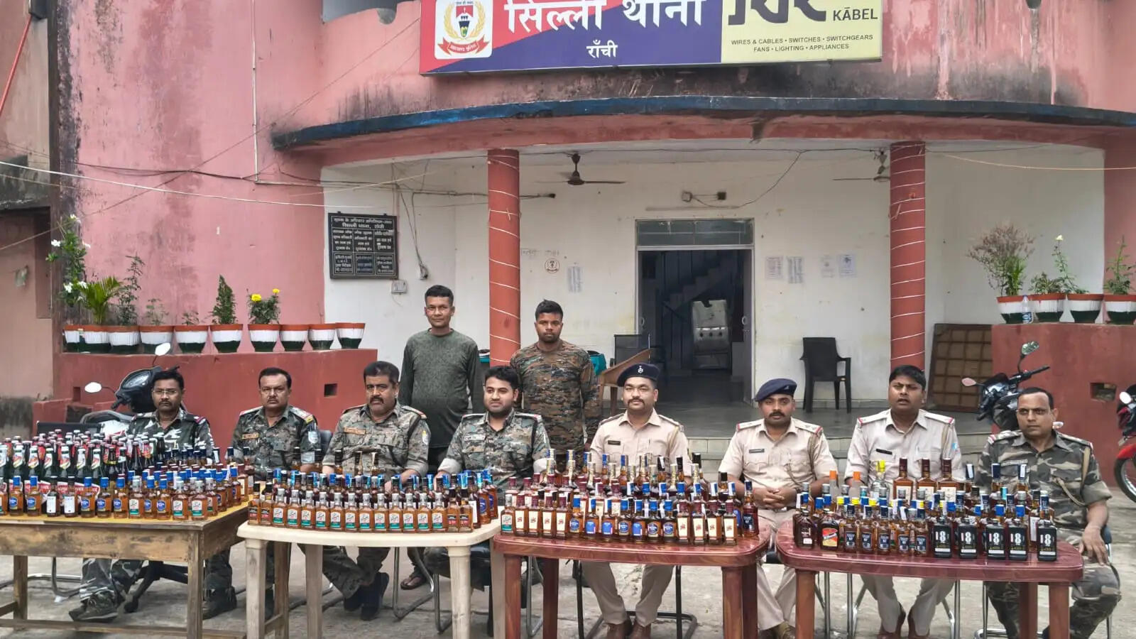 भारी मात्रा में अवैध शराब बरामद