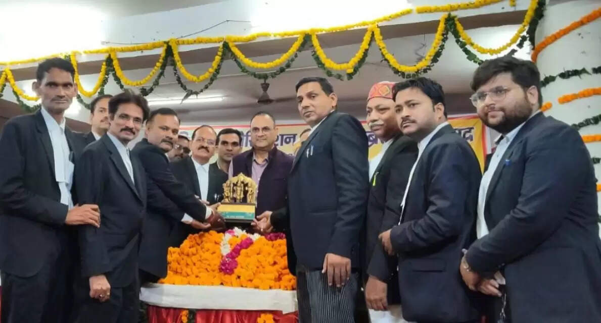 मुरादाबाद के अधिवक्ताओं की न्यायालय और न्याय के प्रति निष्ठा अनुकरणीय: न्यायमूर्ति