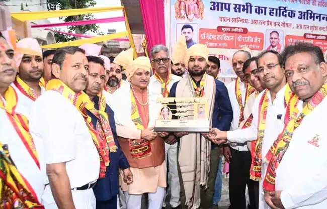 सोनीपत: अग्रसेन द्वार के सौंदर्यीकरण का काम देवा सोसायटी कराएगी: विधायक