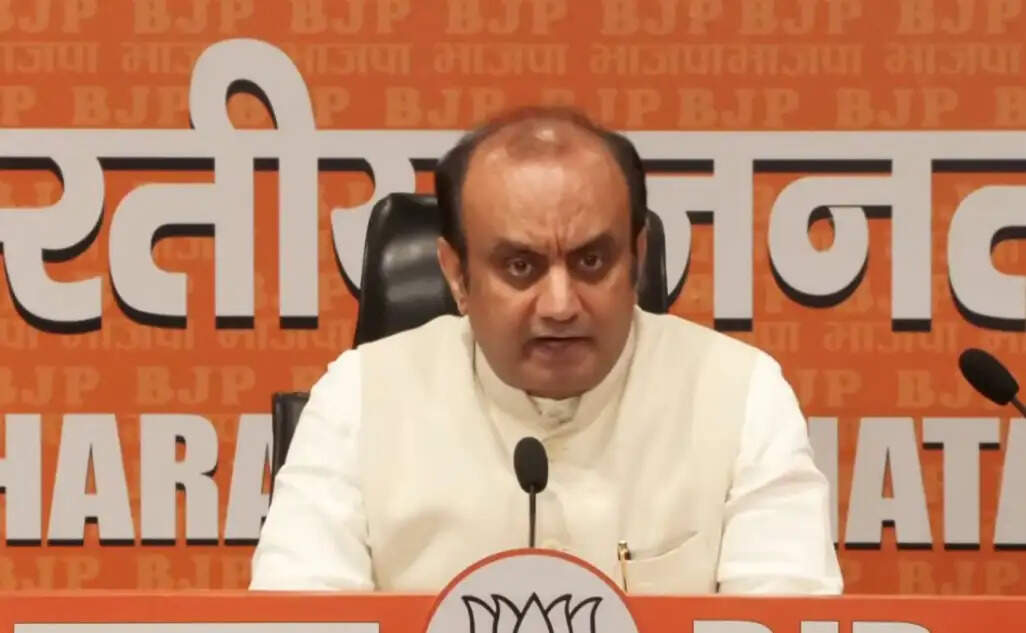 प्रधानमंत्री मोदी की जी-7 शिखर सम्मेलन और स्वोवाकिया यात्रा ने वैश्विक मंच पर बढ़ाया भारत का कद: भाजपा