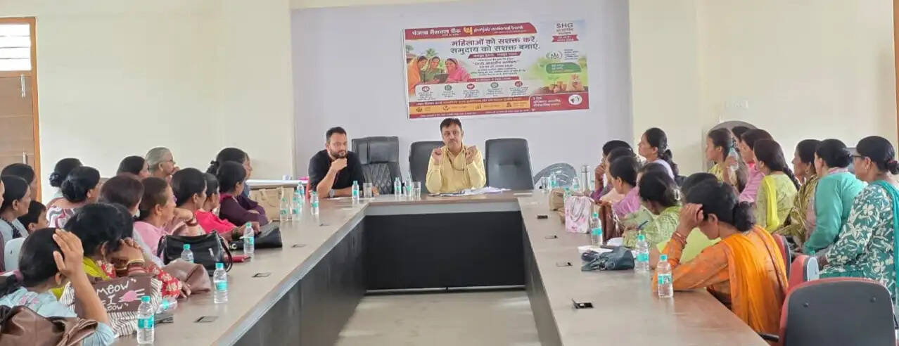 पीएनबी ने मंडी में आयोजित किया मेगा स्वयं सहायता समूह आउटरीच कार्यक्रम