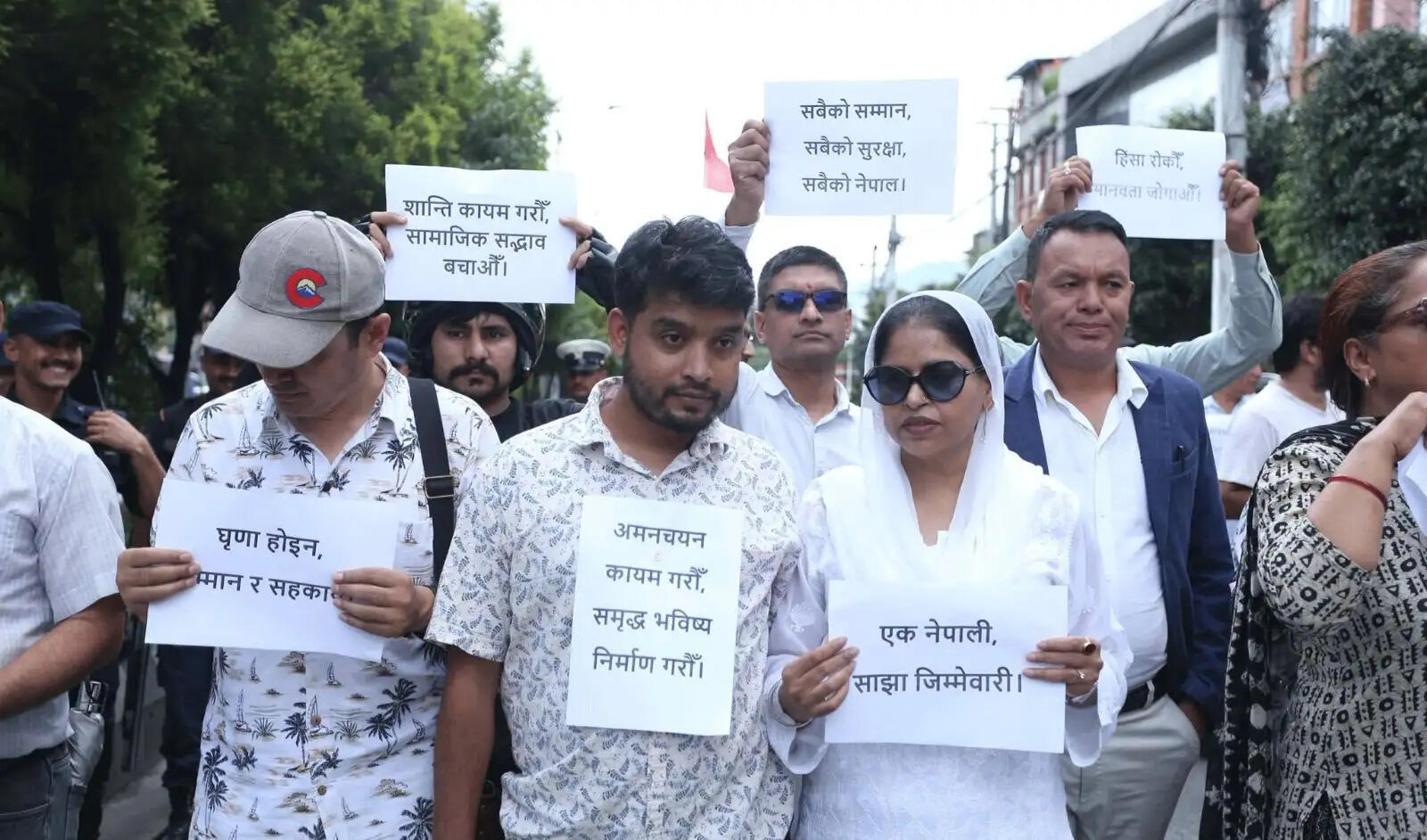नेपाल में शांति बहाली की कोशिशें तेज, सर्वदलीय बैठकें और सद्भाव रैलियां हुई