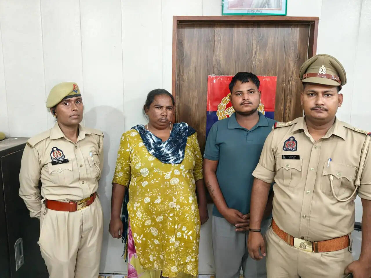 अवैध गांजा के साथ दो तस्कर गिरफ्तार, महिला भी शामिल