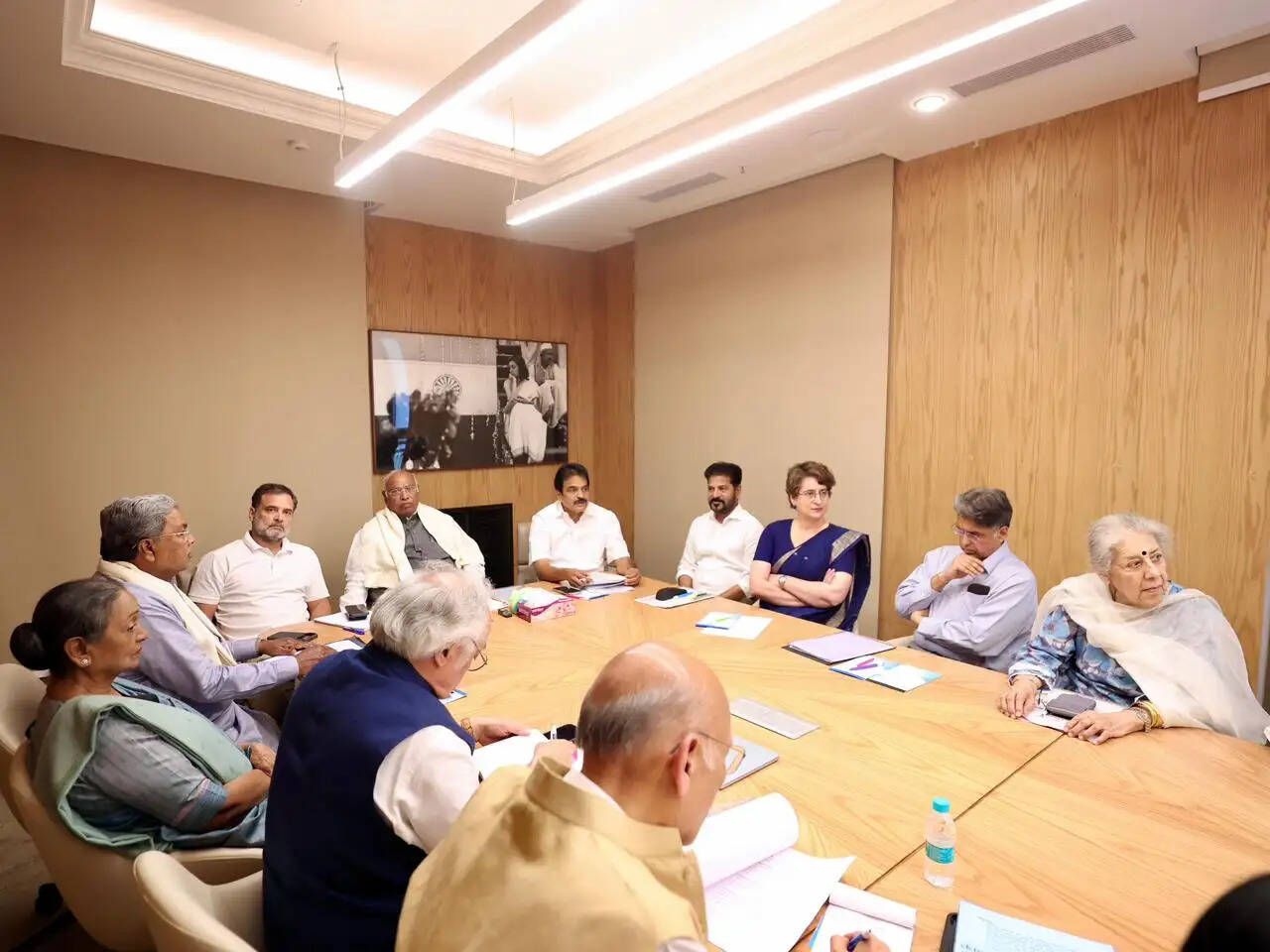 परिसीमन का मुद्दा गंभीर, महिला आरक्षण की आड़ में सरकार कर रही जल्दबाजी : कांग्रेस