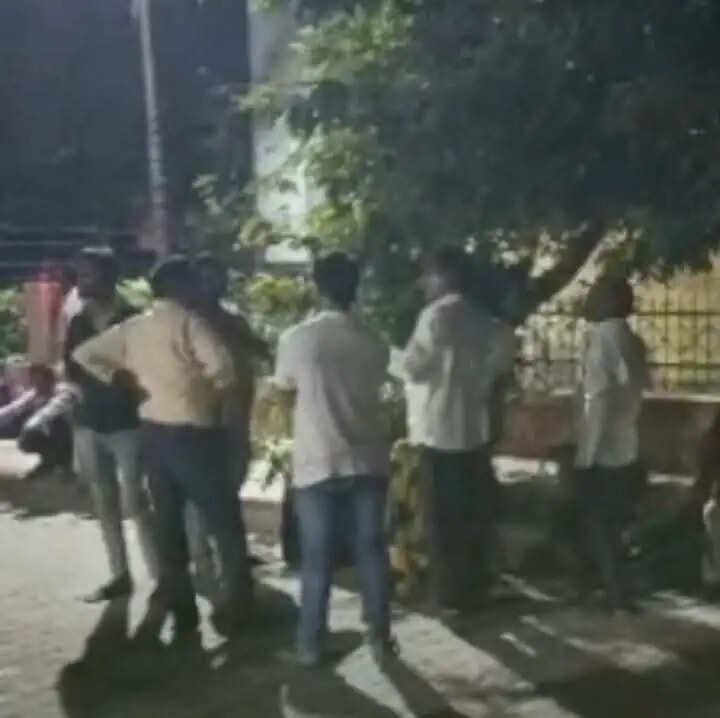 खाना बनाते समय फर्राटा पंखे में उतरा करंट, महिला की मौत