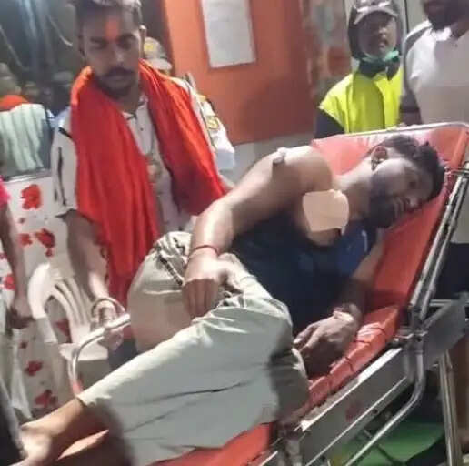 गंगाजल लेकर नोएडा लौट रहे कांवड़िए को मारी गोली