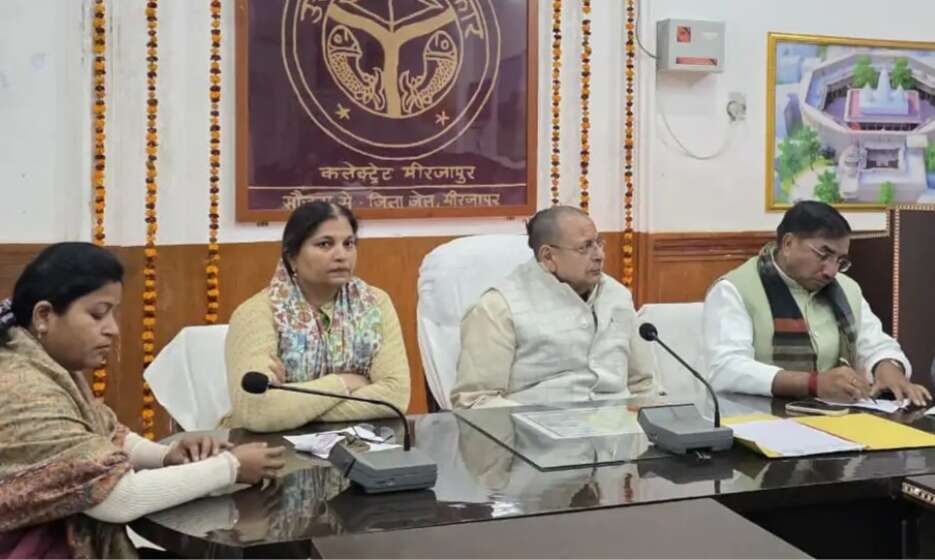 जिला प्रशासन ने गंगा की बाढ़ से निपटने को कसी कमर