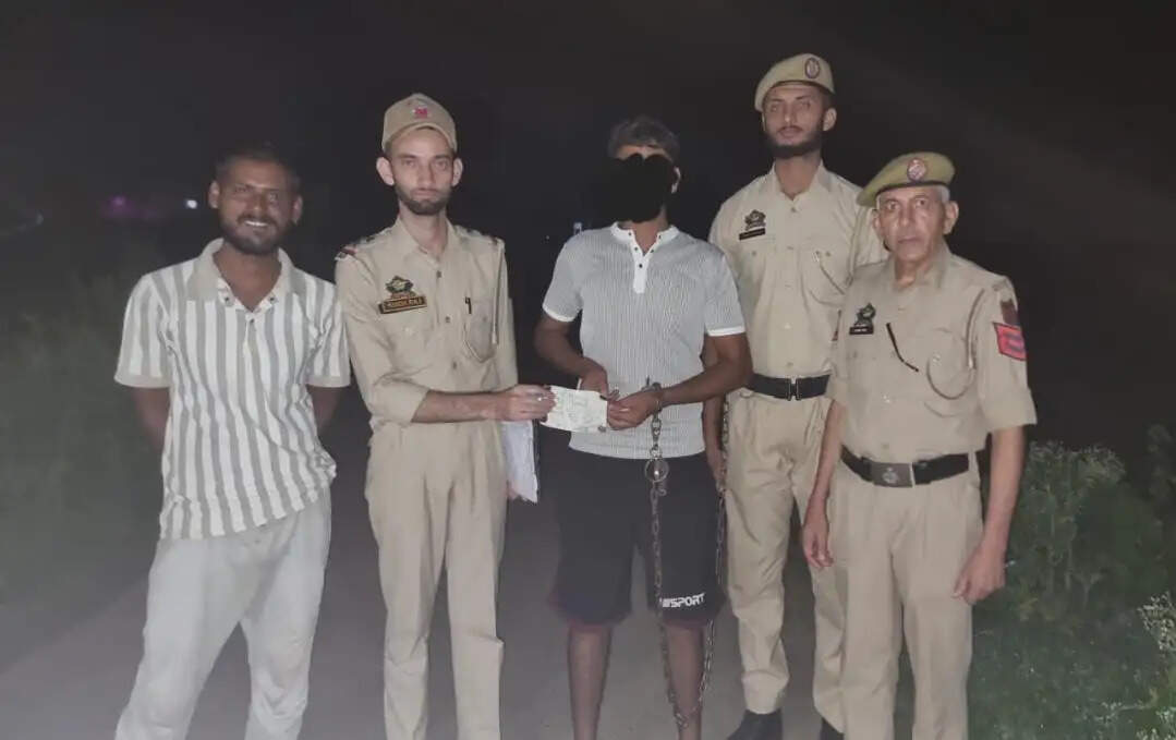 मढ़हीन में नशा तस्कर हेरोइन के साथ गिरफ्तार