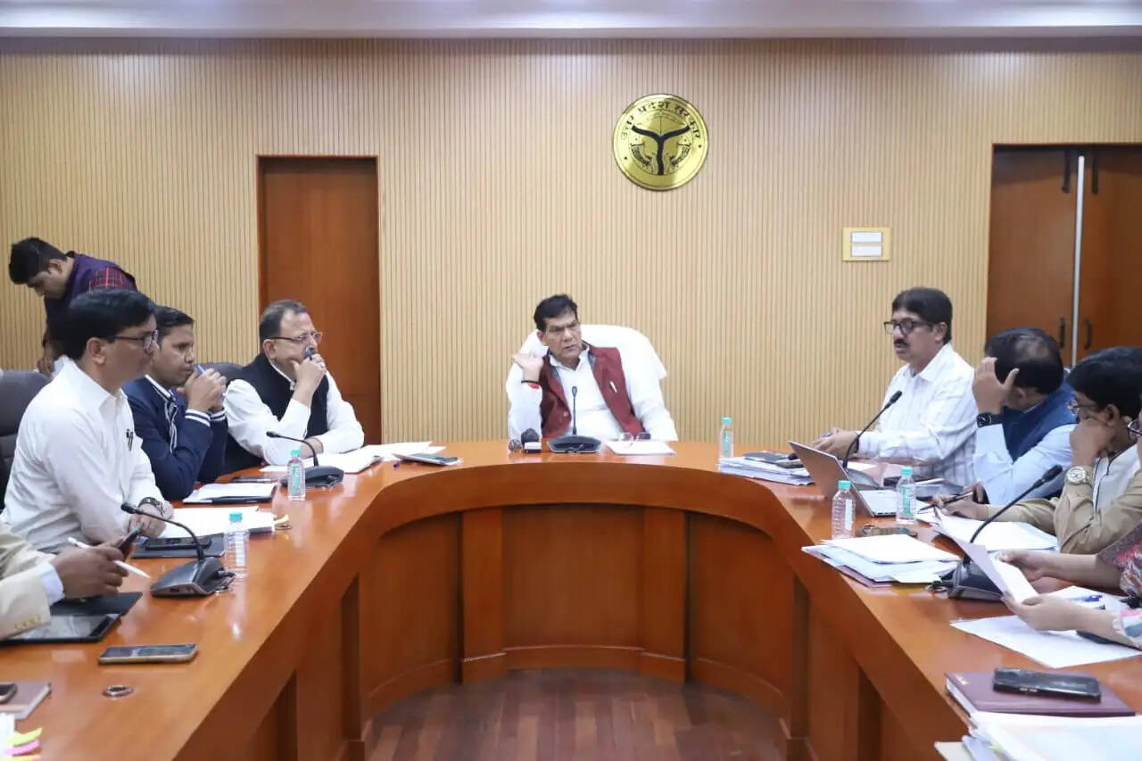 शहरी विकास की योजनाओं का लाभ अंतिम व्यक्ति तक पहुंचे : ए. के. शर्मा