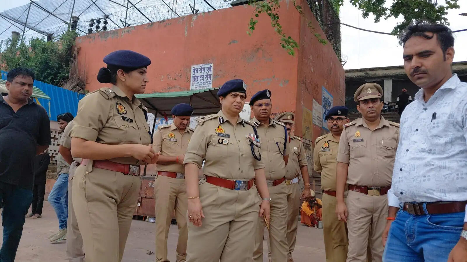 कांवड़ यात्रा को लेकर एडीजी जोन ने किया घाट का निरीक्षण, सुरक्षा व्यवस्था पर दिए सख्त निर्देश
