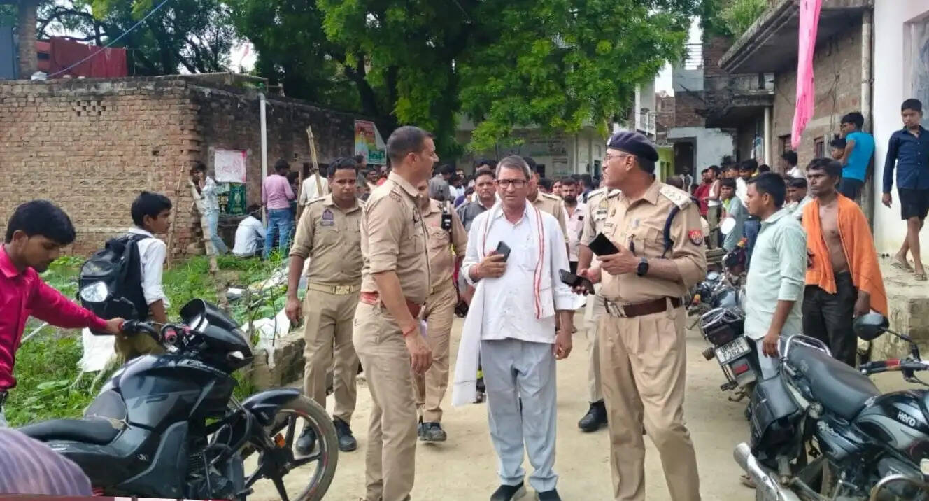खाना बनाते समय सिलेंडर में लगी आग, युवती की जलकर मौत