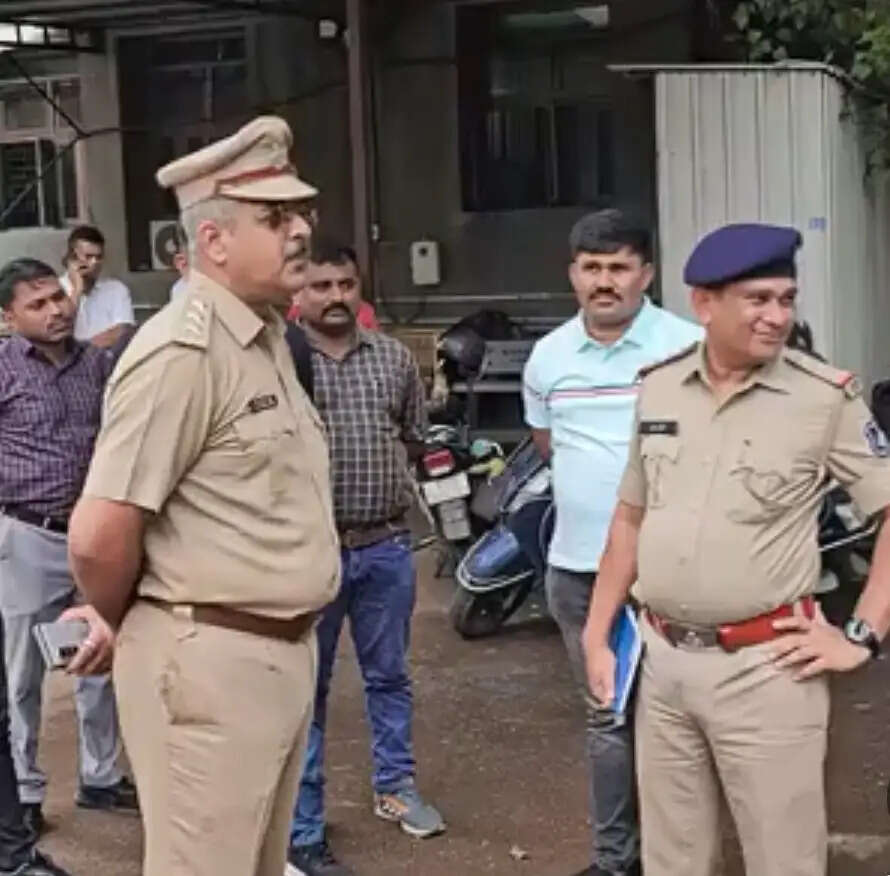 सूरत में गोल्डन टेंपल एक्सप्रेस में हंगामा करने वाले विदेशी नागरिक की मौत
