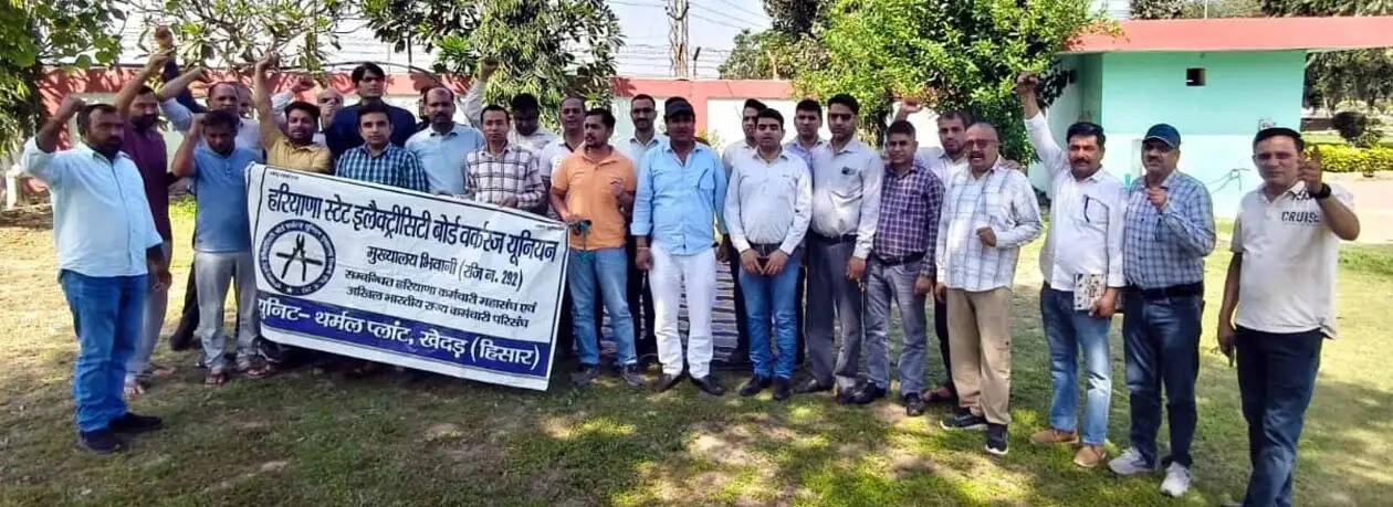 हिसार : जानबूझकर कर्मचारियों की जायज मांगों की अनदेखी कर रहे एचपीजीसीएल एमडी : राजबीर सोनी